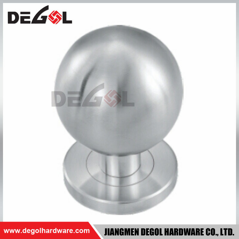Factory Supplying Main Zinc Alloy Door Handle On Plate