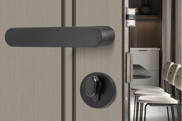 The Civilizational Code in the Evolution of Door