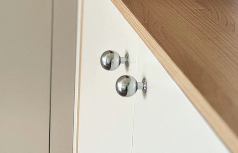 Effortless Charm in Every Drawer Knob